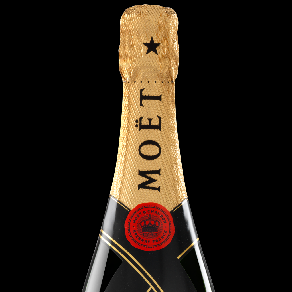 Medusa brut шампанское. Moet Chandon. Moët Chandon шампанское logo. Этикетка moet Chandon. Этикетка шампанское moet & Chandon.